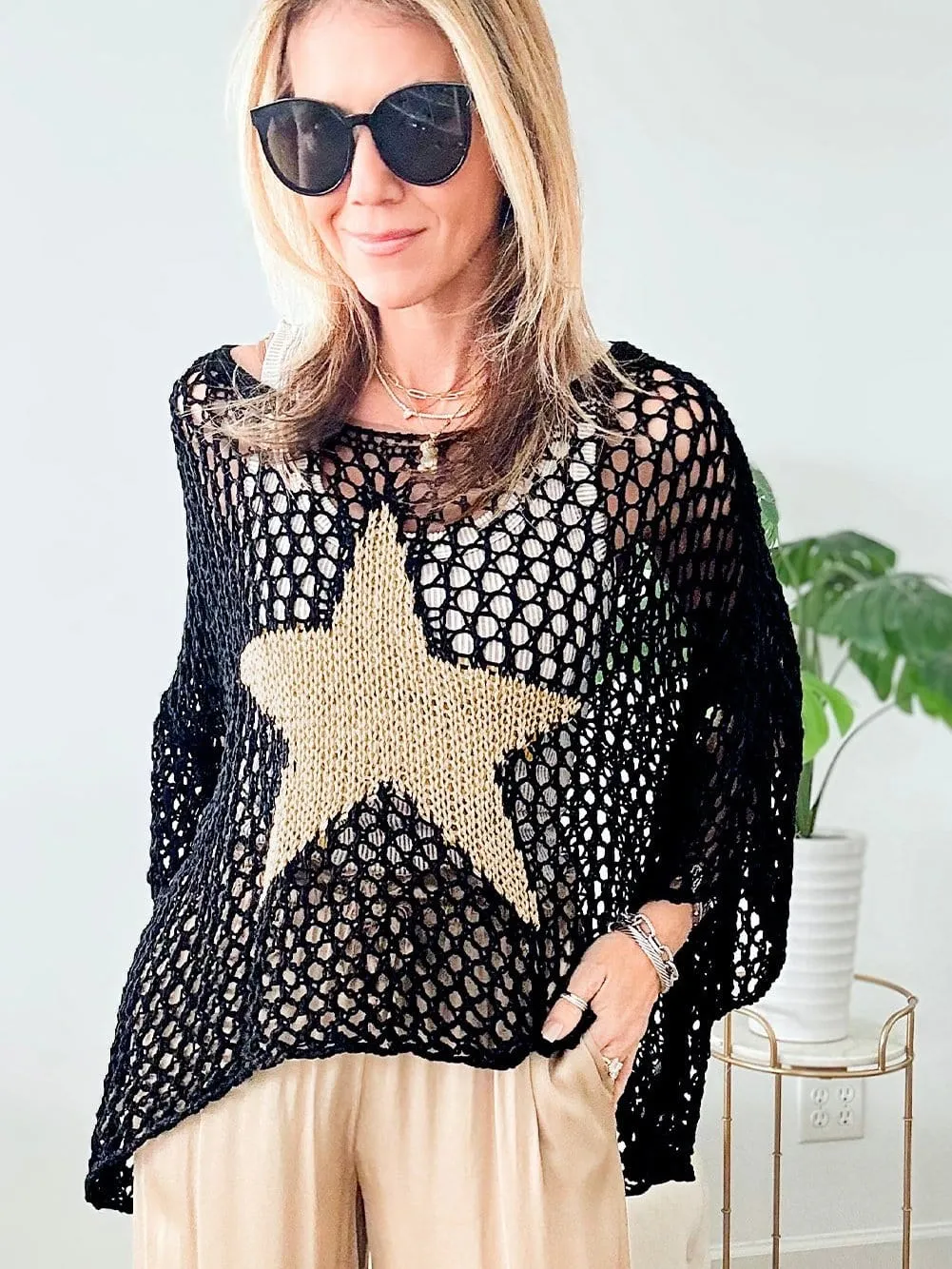 Alluring Crochet Knit Top with Star