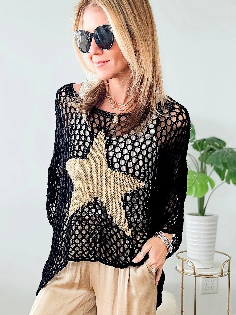 Alluring Crochet Knit Top with Star