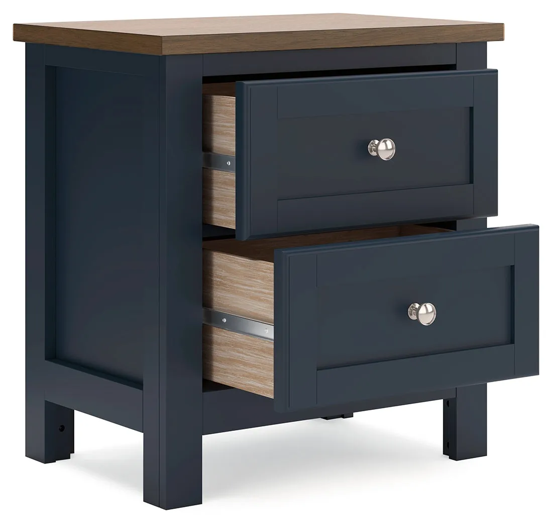 Landocken Queen Panel Bed with Mirrored Dresser and Nightstand in Brown/Blue