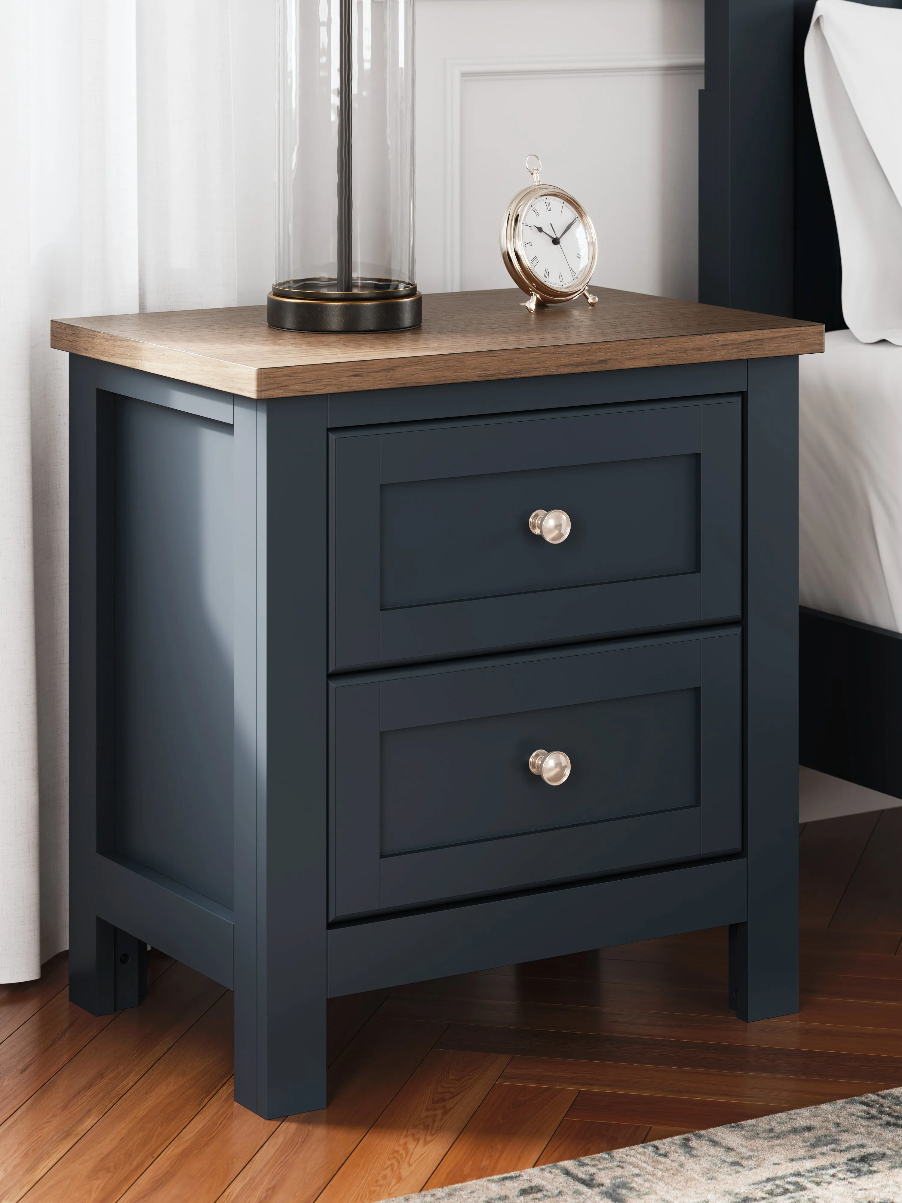 Landocken Queen Panel Bed with Mirrored Dresser and Nightstand in Brown/Blue