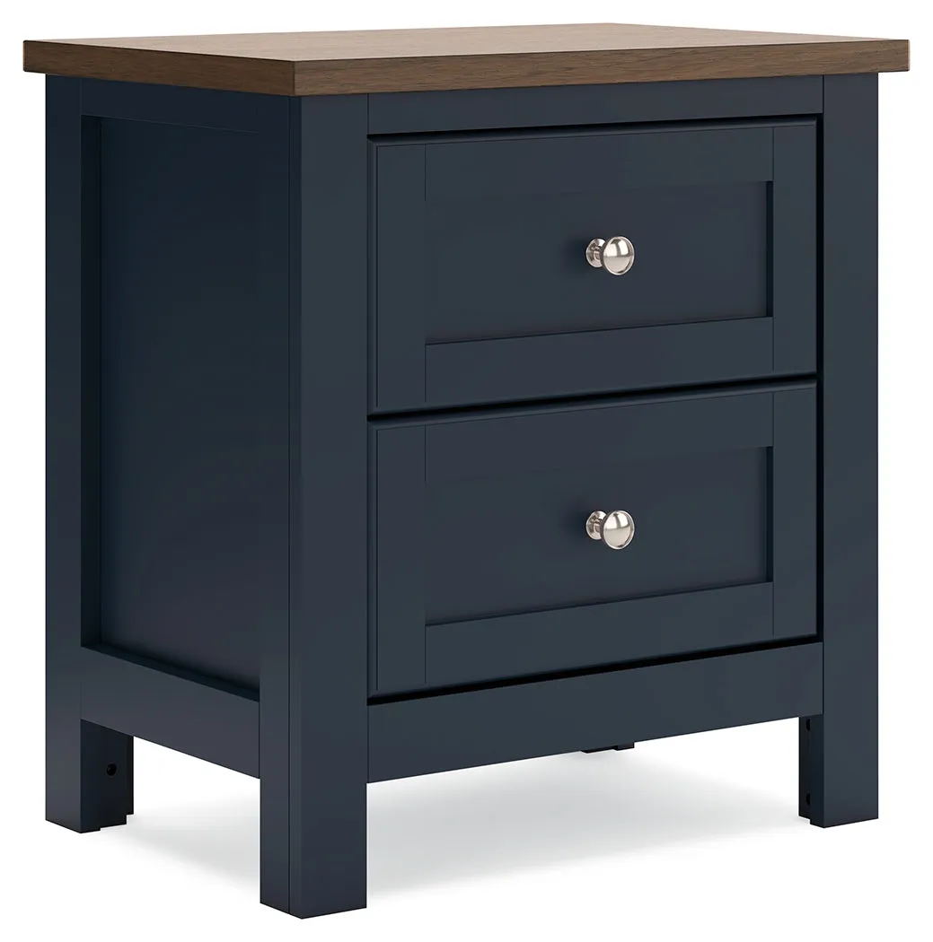 Landocken Queen Panel Bed with Mirrored Dresser and Nightstand in Brown/Blue