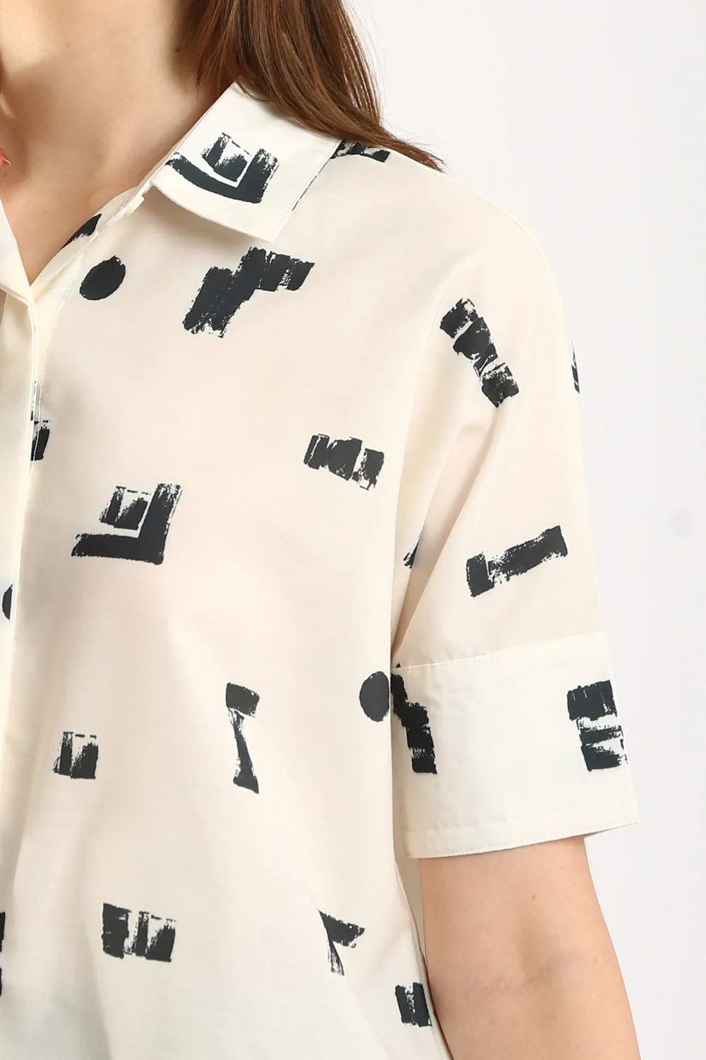 Livie Collared Shirt in Abstract Prints