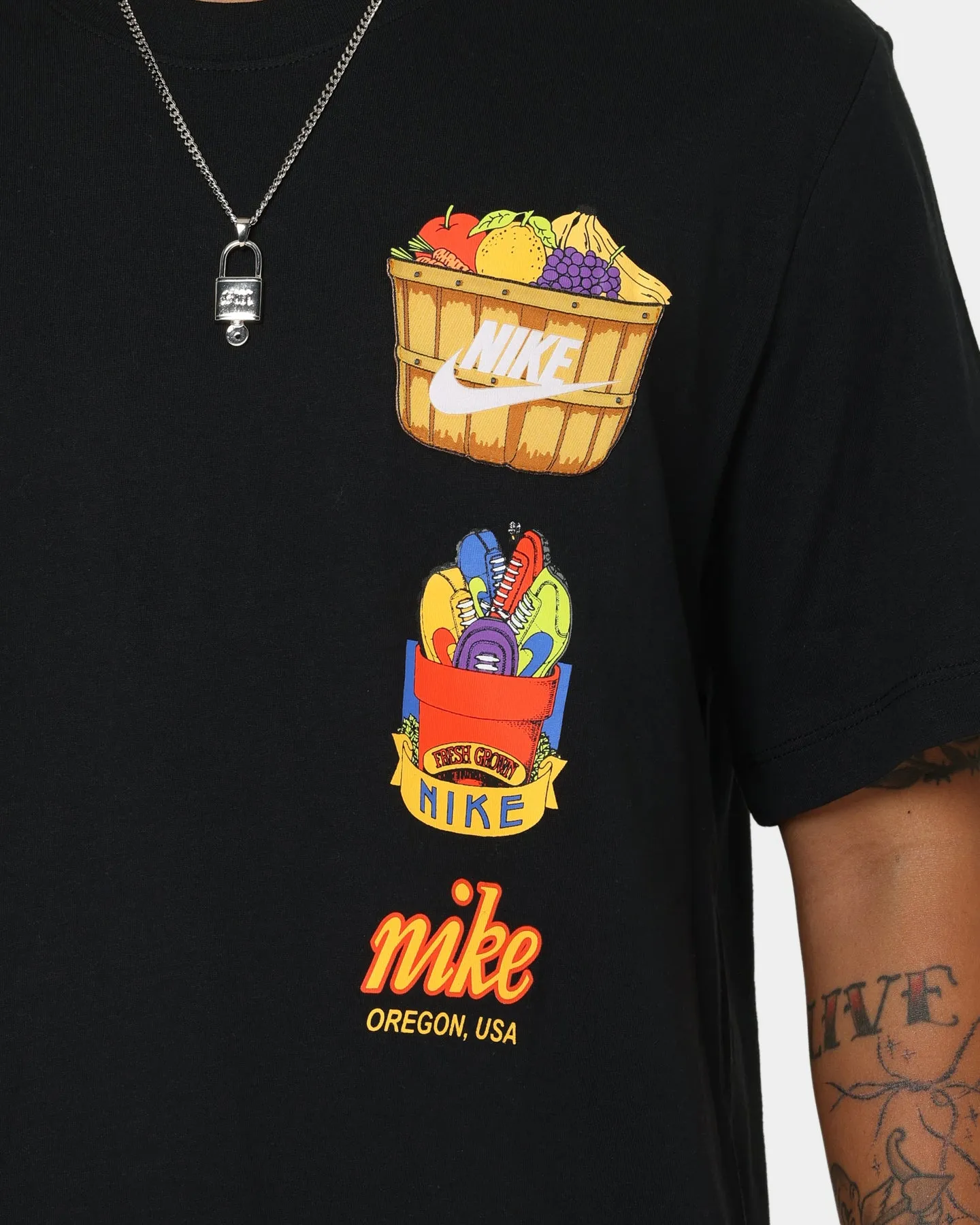 Nike Sportswear Graphic T-Shirt Black