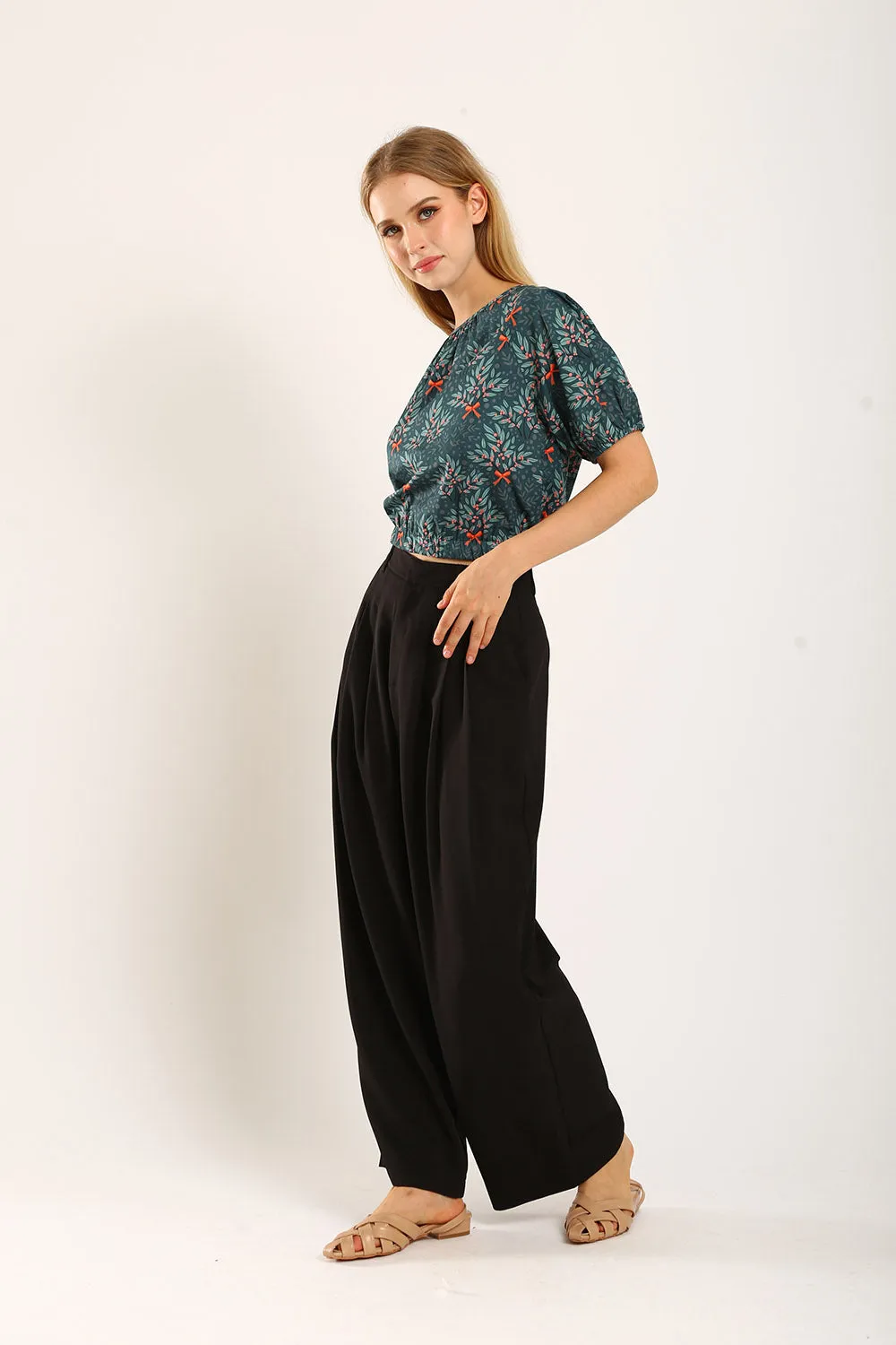 Rania Top in Forest Green Floral