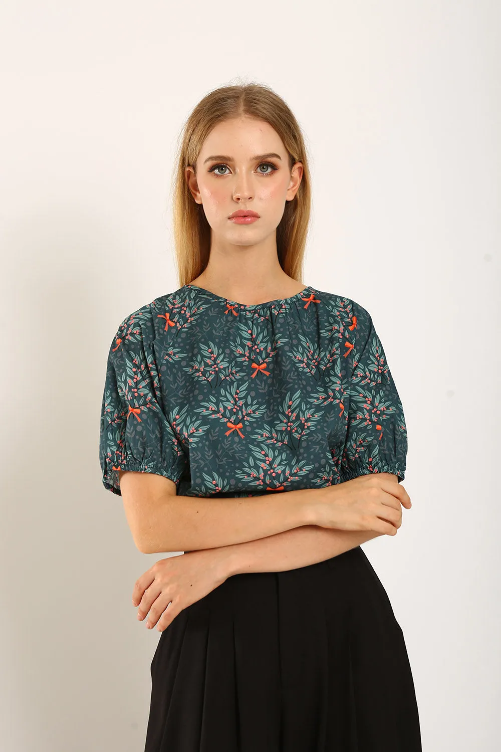 Rania Top in Forest Green Floral